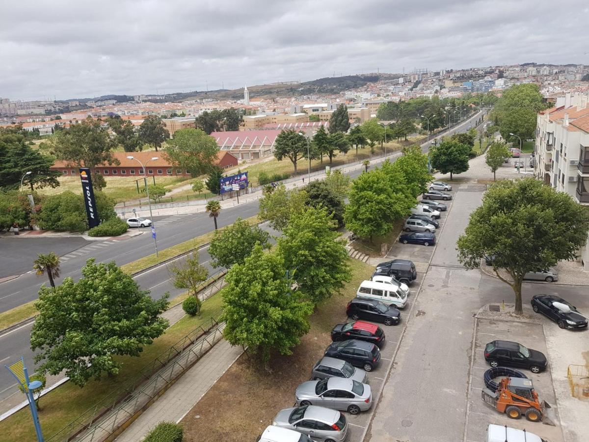 Apartmán Enjoy Lisbon Cascais Sintra 1200 Metres To Metro Blue Line Sintra Rail Line Free Parking Amadora Exteriér fotografie