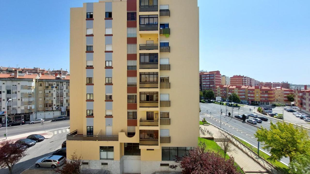 Apartmán Enjoy Lisbon Cascais Sintra 1200 Metres To Metro Blue Line Sintra Rail Line Free Parking Amadora Exteriér fotografie