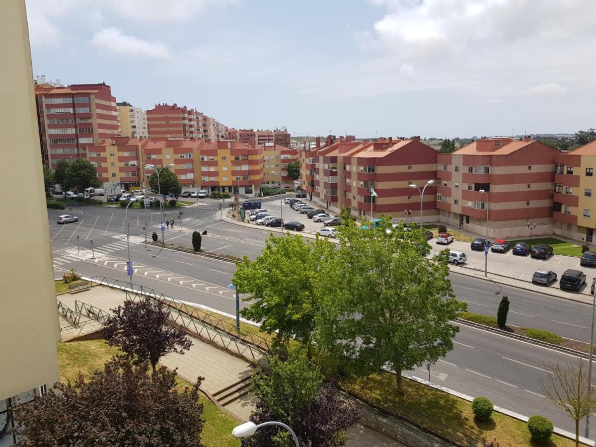 Apartmán Enjoy Lisbon Cascais Sintra 1200 Metres To Metro Blue Line Sintra Rail Line Free Parking Amadora Exteriér fotografie