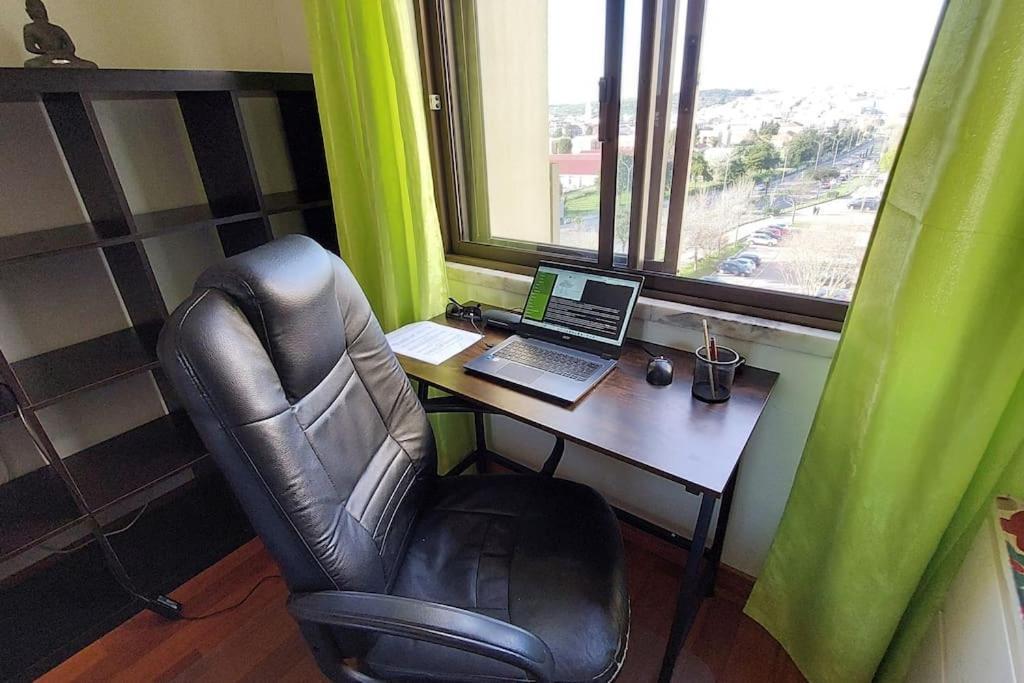 Apartmán Enjoy Lisbon Cascais Sintra 1200 Metres To Metro Blue Line Sintra Rail Line Free Parking Amadora Exteriér fotografie